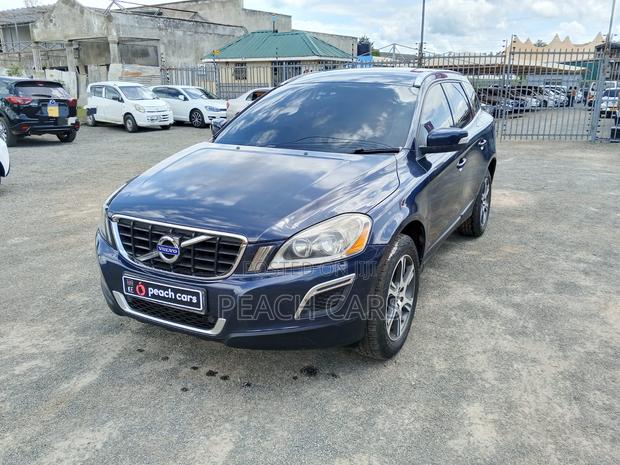 Volvo XC60 2012 Blue