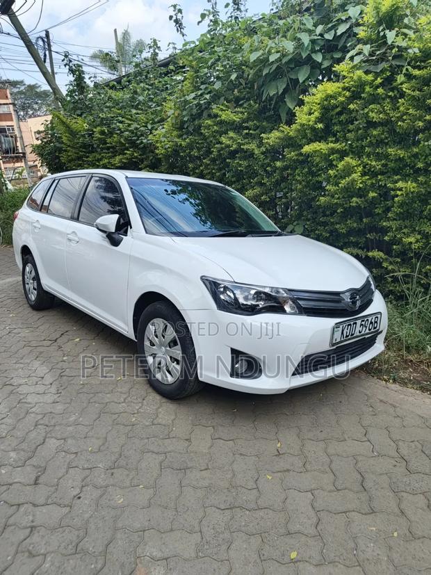 Toyota Corolla Fielder 2014 White