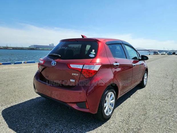 Toyota Vitz 1.5 FWD Hybrid 5dr 2019 Red