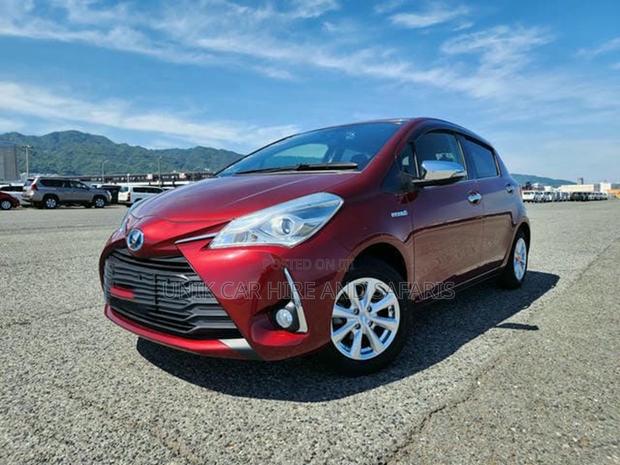Toyota Vitz 1.5 FWD Hybrid 5dr 2019 Red