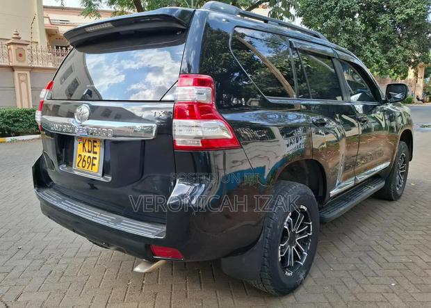 Toyota Land Cruiser Prado 2014 Black