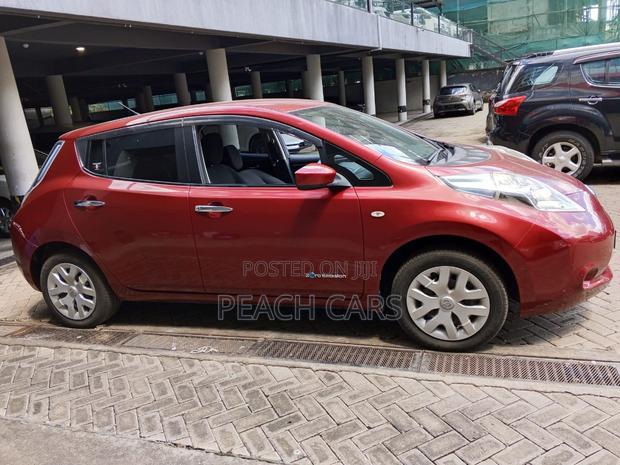 Nissan Leaf S 2015 Red