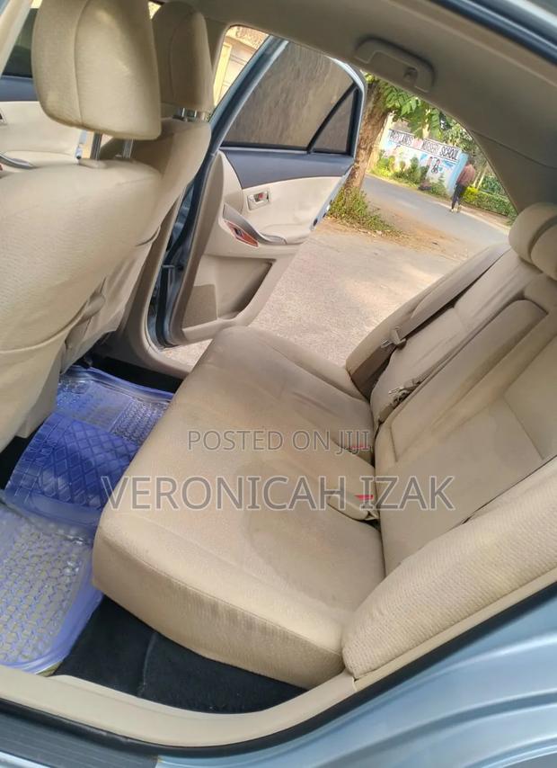 Toyota Premio 2014 Blue