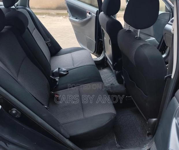 Toyota Corolla Fielder 2004 Black