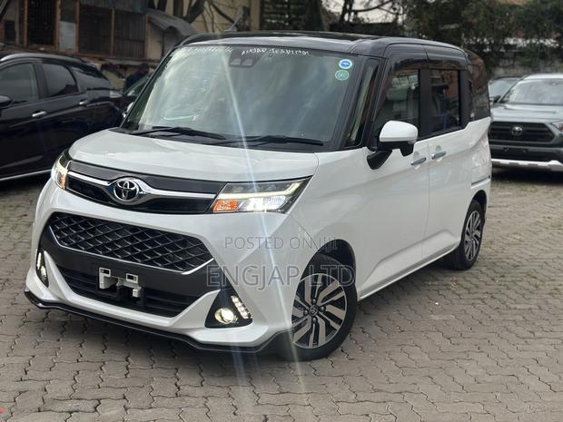 Toyota Tank 1.0 G-T FWD 2019 White