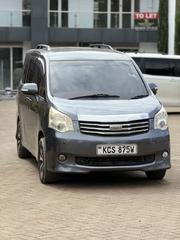 Toyota Noah 2012 Gray for sale