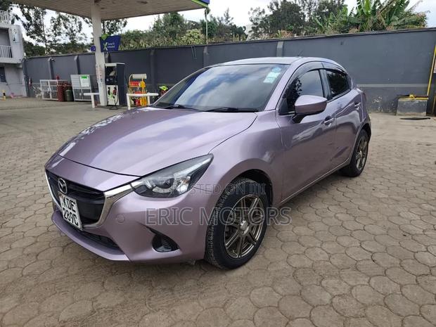 Mazda Demio 2015 Pink