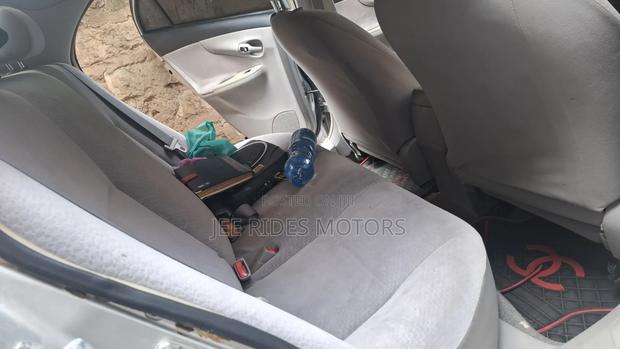 Toyota Axio 2009 Silver