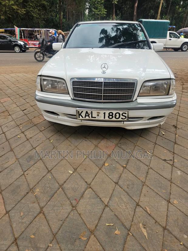 Mercedes-Benz C200 1997 White