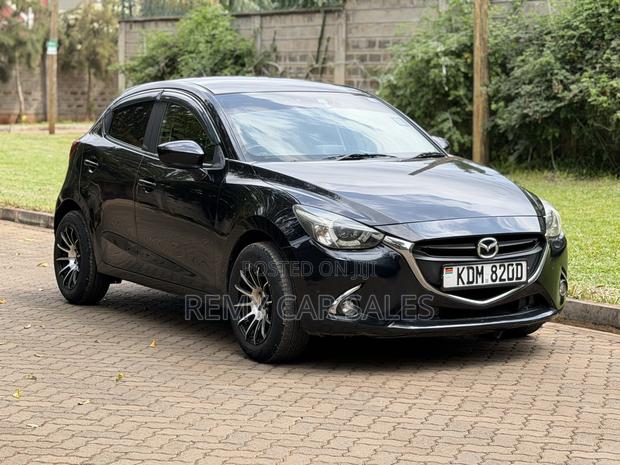 Mazda Demio 2016 Black
