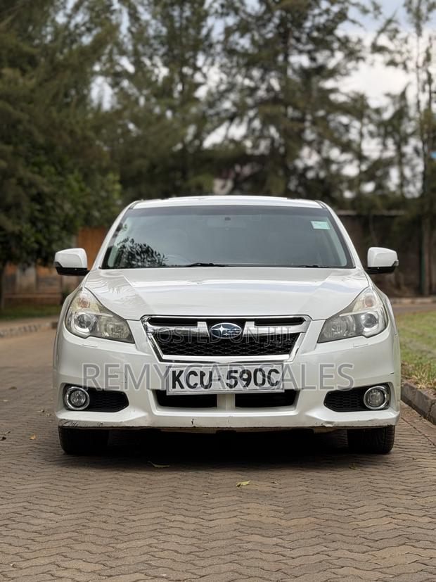 Subaru Legacy 2012 White