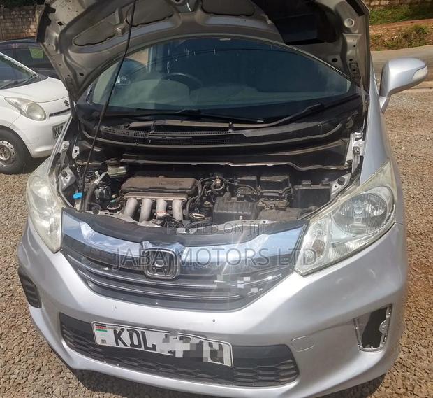 Honda Freed 2015 Silver