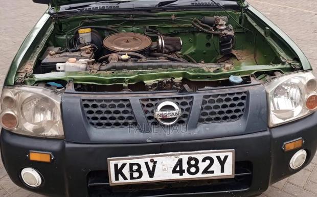 Nissan Hardbody 2000i 2006