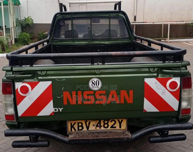 Nissan Hardbody 2000i 2006