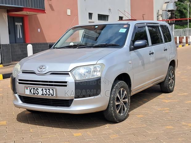 Toyota Probox 2017 Silver