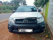 Toyota Hilux 2008 White for sale