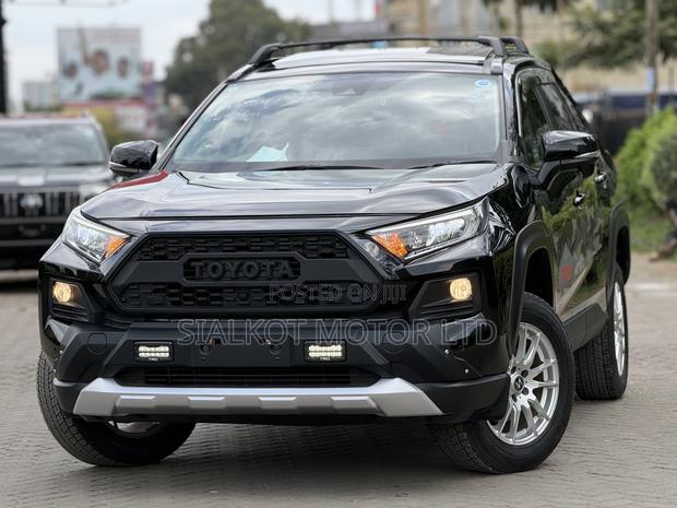 Toyota RAV4 Adventure AWD 2020 Black