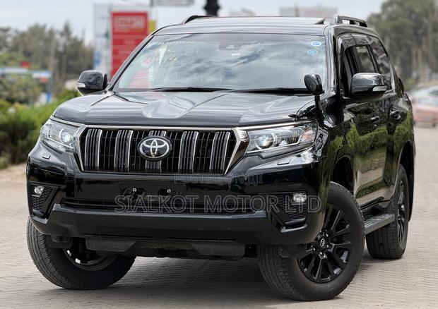 Toyota Land Cruiser Prado 2.7 2021 Black