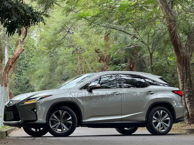 Lexus RX 2019 Silver