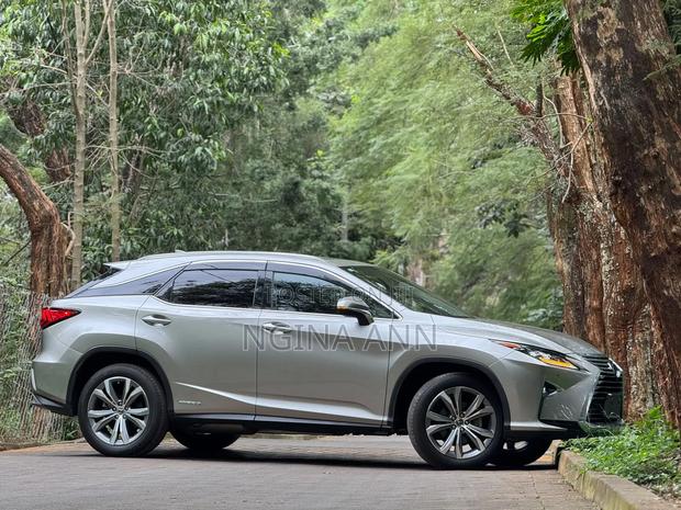 Lexus RX 2019 Silver