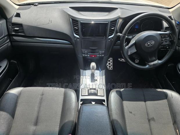 Subaru Legacy 2012 White
