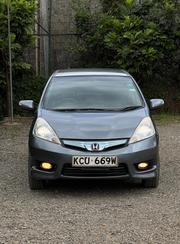 Honda Fit Shuttle 1.3 Hybrid 2WD 2012 Gray for sale