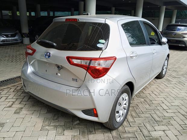 Toyota Vitz 2018 White
