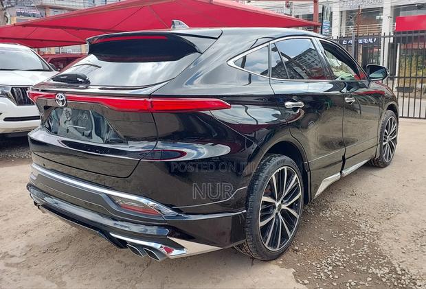 Toyota Harrier 2020 Black