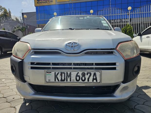 Toyota Succeed 2018 Silver