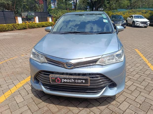 Toyota Corolla Fielder 2017 Blue