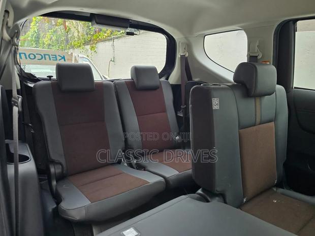 Toyota Sienta 2020 Black