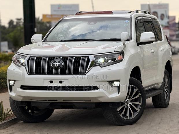 Toyota Land Cruiser Prado 2.7 2021 White