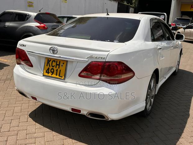 Toyota Crown 2008 Pearl