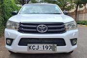 Toyota Hilux 2016 White for sale