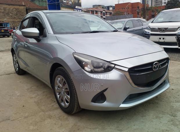 Mazda Demio 2019 Silver