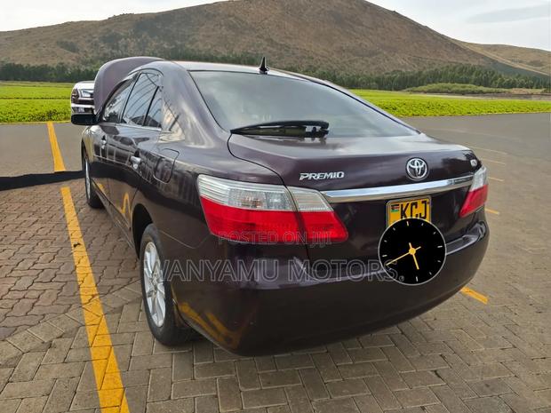 Toyota Premio 2009 Maroon