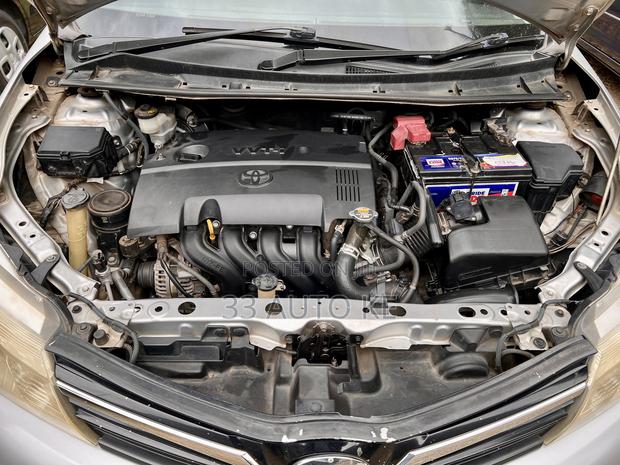 Toyota Corolla Fielder 1.5 Petrol FWD 2013 Silver