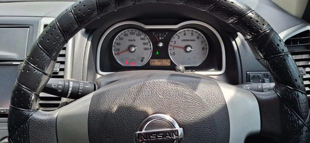 Nissan Wingroad 2017 White