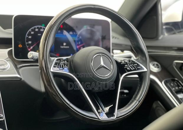 Mercedes-Benz S-Class 2021 White