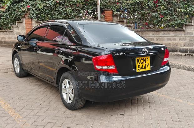 Toyota Axio 2010 Black