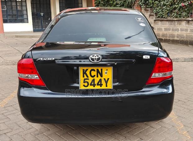 Toyota Axio 2010 Black