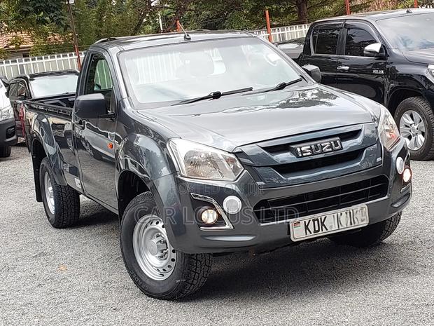 Isuzu D-MAX 2022 Gray