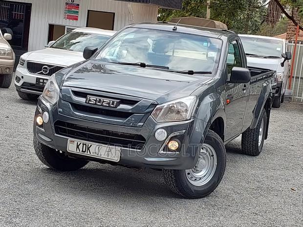 Isuzu D-MAX 2022 Gray