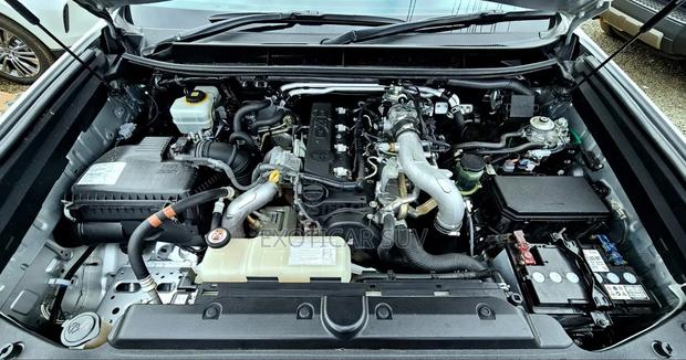 Toyota Land Cruiser Prado 2019 Silver