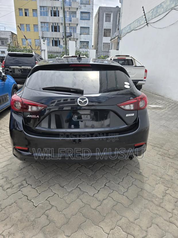 Mazda Axela 2018 Black