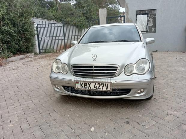 Mercedes-Benz C180 2007 Silver