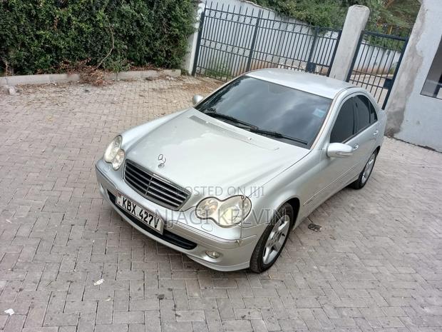 Mercedes-Benz C180 2007 Silver