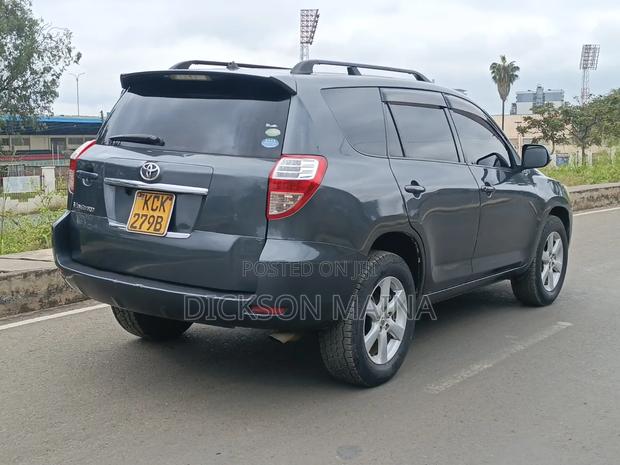Toyota Vanguard 2009 Gray
