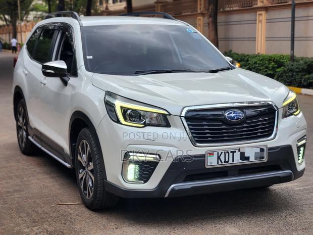 Subaru Forester 2018 White