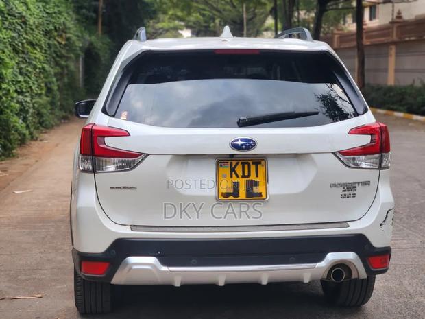 Subaru Forester 2018 White